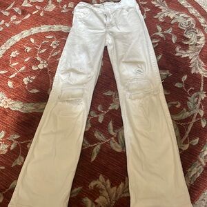 white ripped jeans (hollister) size 3L